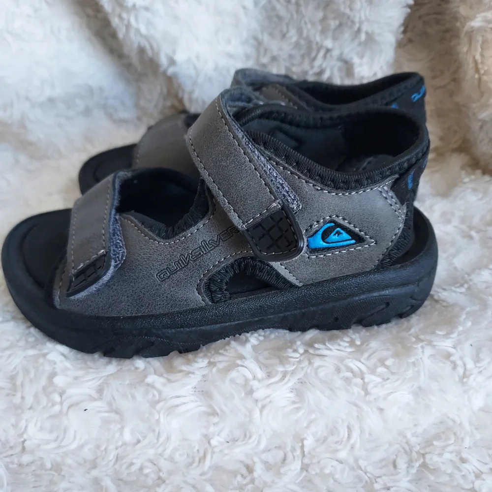 Quiksilver Brown Double Hook & Loop Toddler Sandals Sz 8 Beach Summer Outdoor
